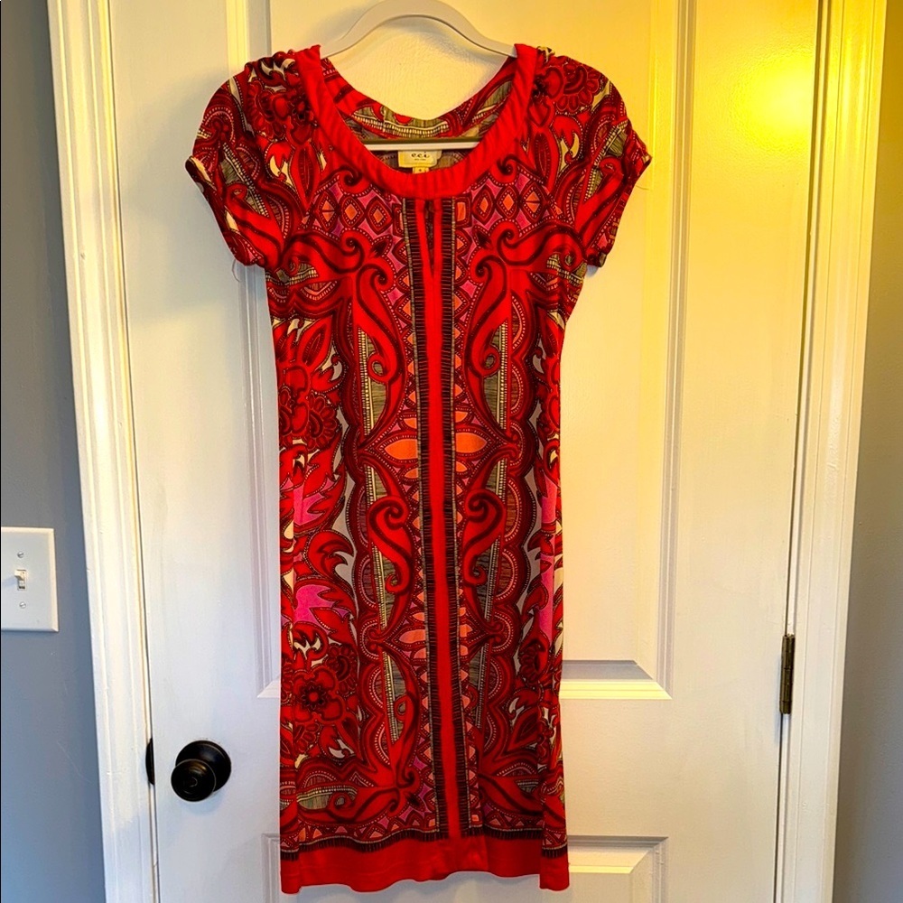 ECI Red and Black Sheath Mini Dress Short Sleeve Crew Neck